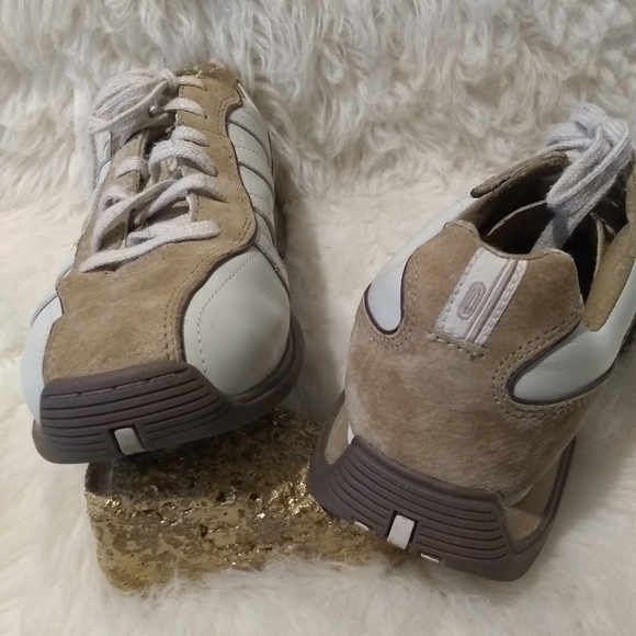 🤍Pre-Love Skechers Mens SN4952 Fashion Sneakers - Picture 2 of 7